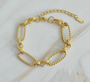 Gold Chain Bracelet