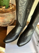 Load image into Gallery viewer, Casanova Western Boot~ Ariat
