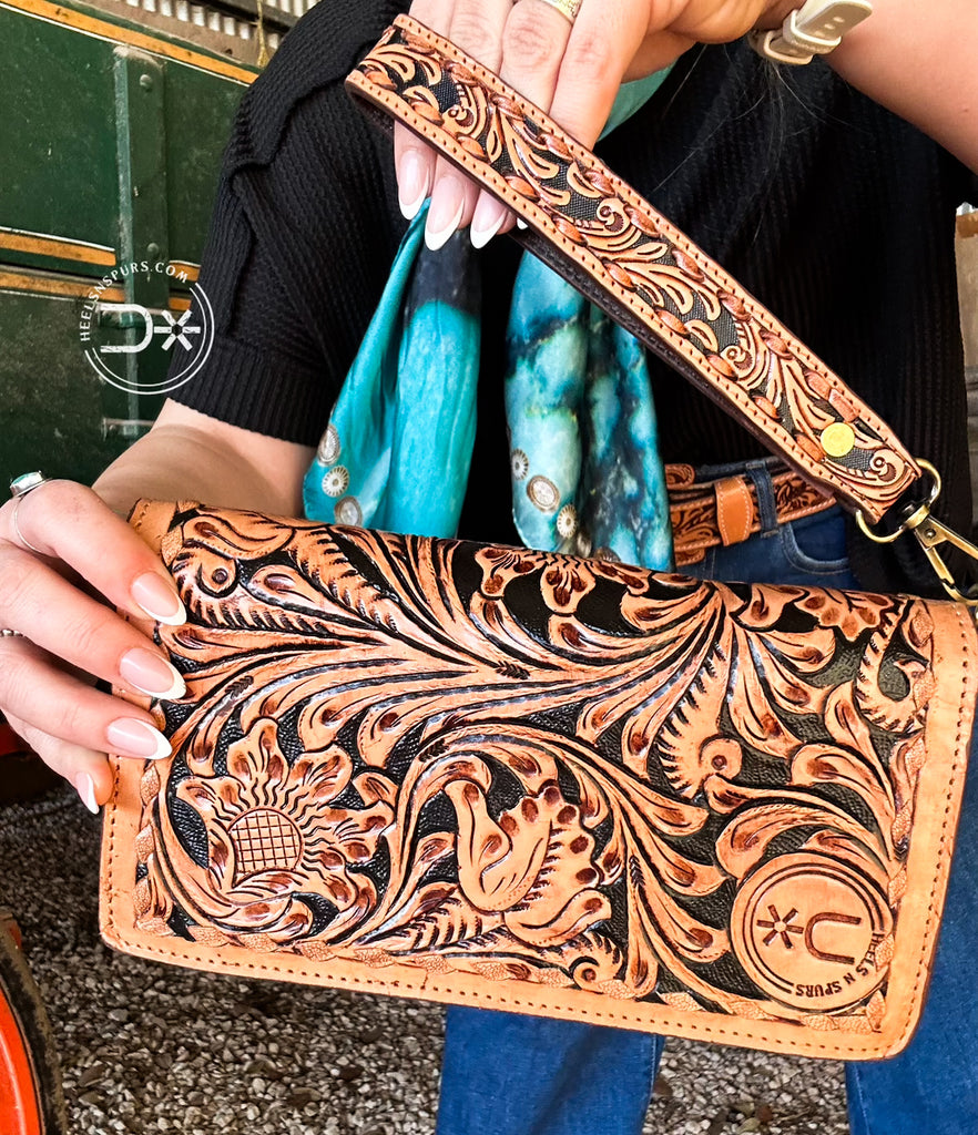 Tooled Organizer Wallet ~ Natural & Black