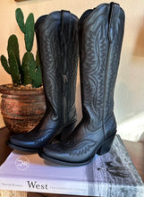 Load image into Gallery viewer, Casanova Western Boot~ Ariat
