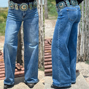 Special A Mid-Rise Wide Leg Jean