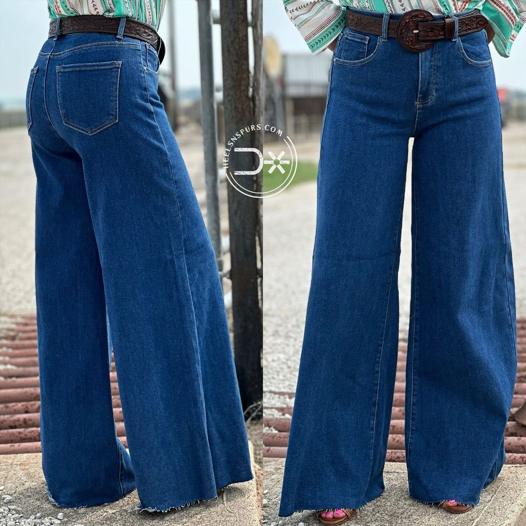 Risen Wide Leg Jeans ~ 5730