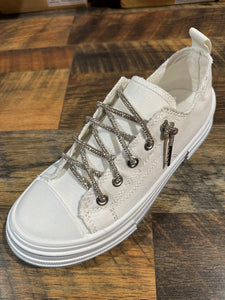 Bling Sneakers ~ White (Very G)