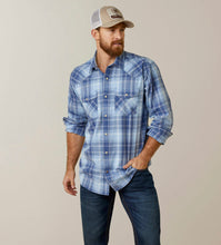 Load image into Gallery viewer, Halmaty Retro Fit Shirt ~ Ariat
